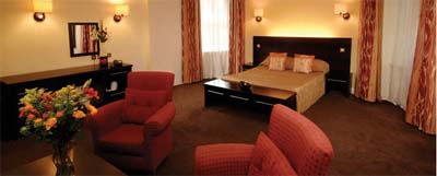 stirling golden lion hotel accommodation