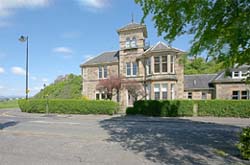 royal gardens apartments, stirling
