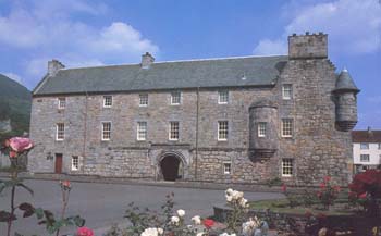 menstrie castle